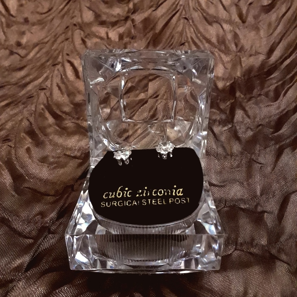 Cubic Zirconia Earings